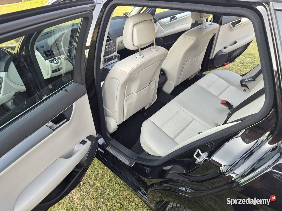 2010 MercedesBenz w204 Opoczno