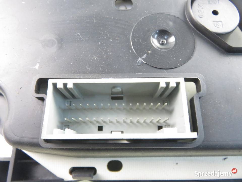 LICZNIK RENAULT TRAFIC II 19 dCi P8200279062B sprzedam