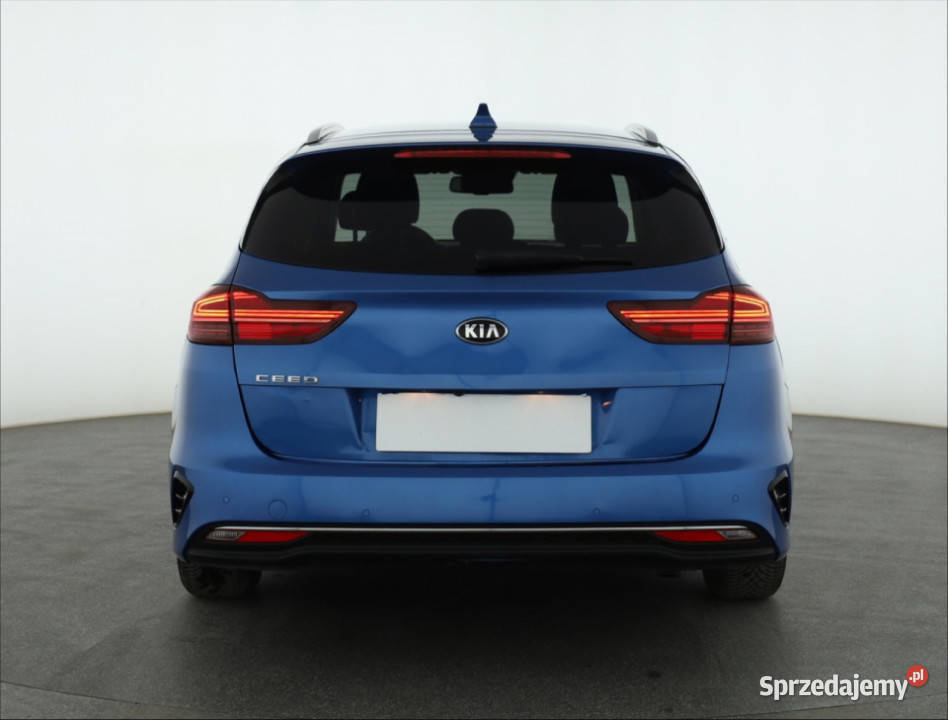 Kia Ceed 15 TGDI skórzana tapicerka Cee'd