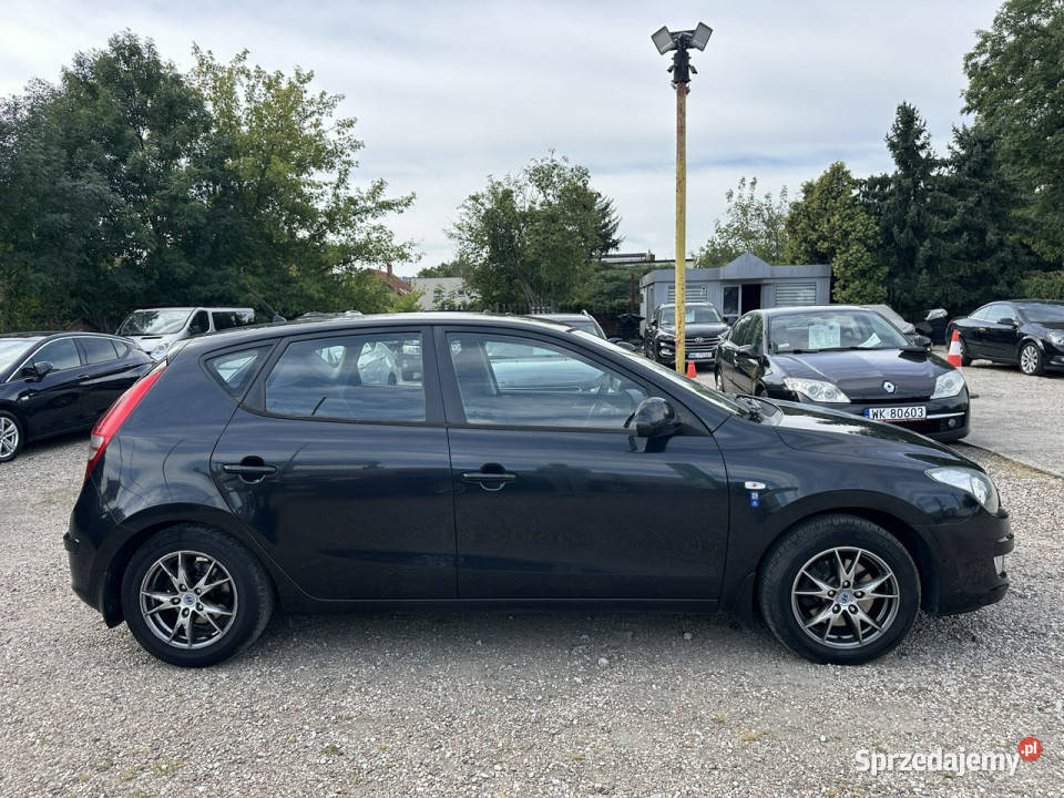 Hyundai i30 Automatyczna klimatyzacjaIsofixSalon Warszawa sprzedam