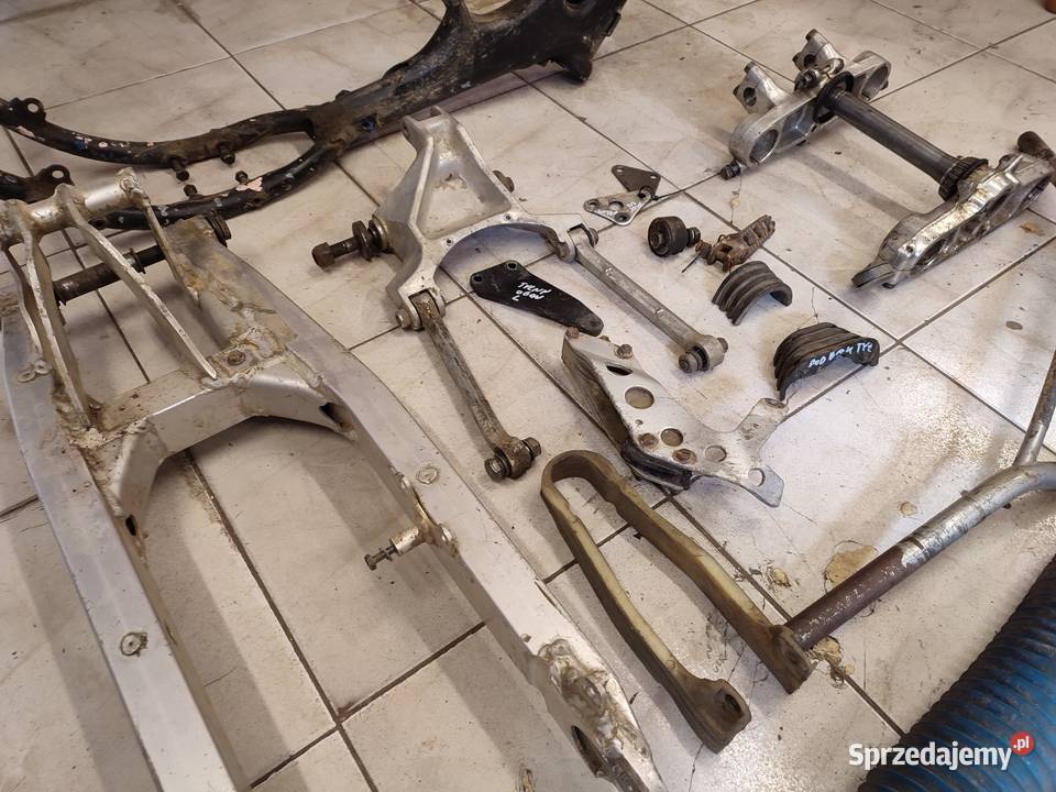 Suzuki RM 125 części lagi półki wahacz kiwak Pozostałe Jelenia Góra