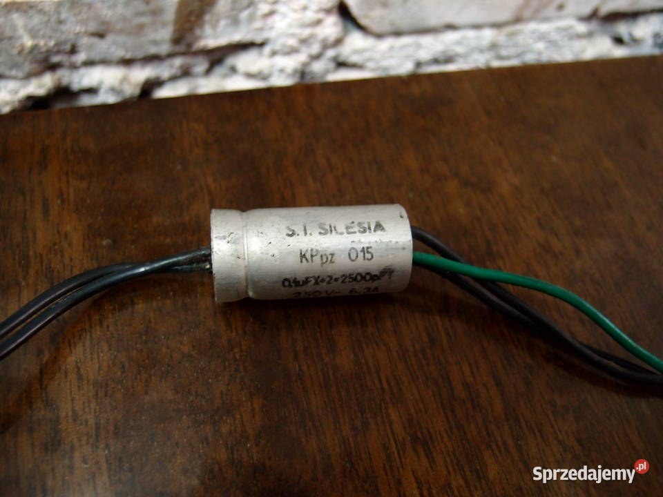 Lampka sygnalizacyjna LTS32x13 230V kondensator Łódź