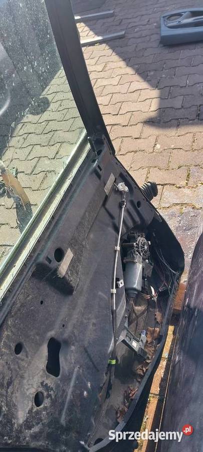 Drzwi lewy tył tylne AUDI A8 D2