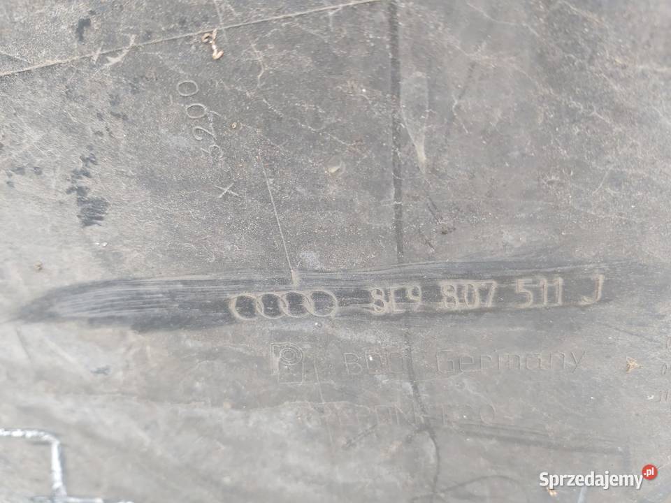 Zderzak tył 8E9807511J Audi A4 B7 Kombi 04 Lubaczów