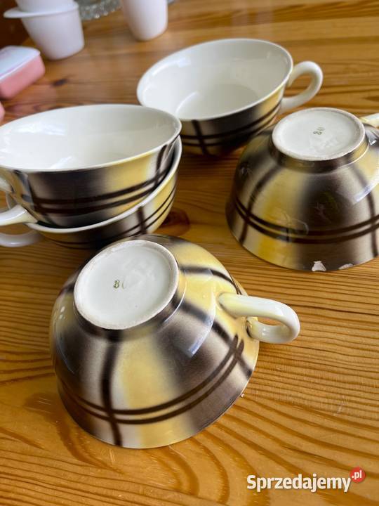 Filiżanki fajansowe żółtoczarne vintage niedrogo żółty pomorskie Gdańsk
