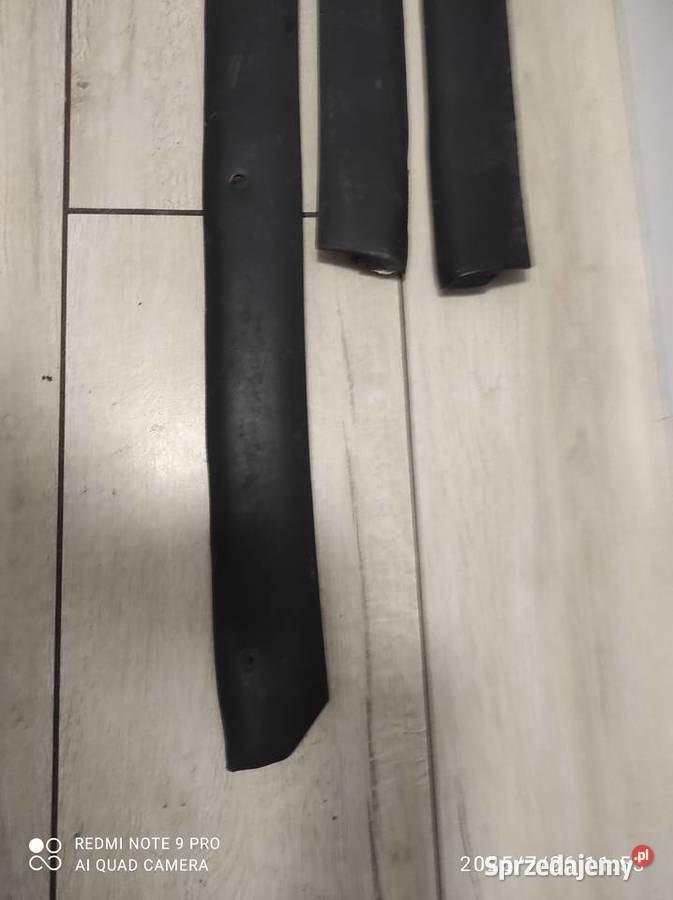 Listwy boczne dolne do audi 80 b4 osobowe Wysokie Mazowieckie sprzedam