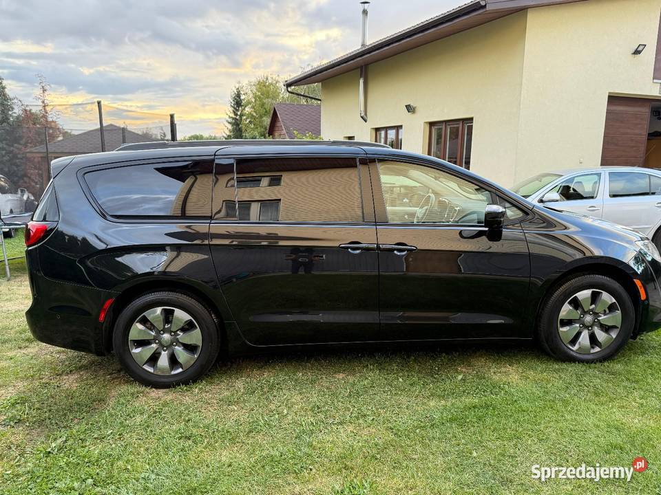 Chrysler Pacyfica hybryda przeglądzie lubelskie Lublin sprzedam