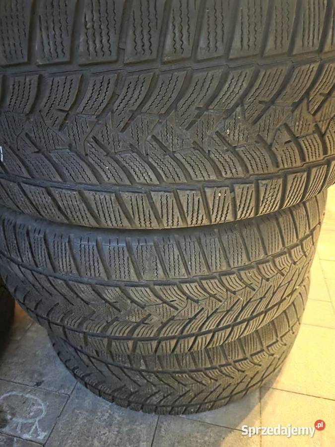 Opony Dunlop winter sport 5 suv 235 55 r17 Świdnik