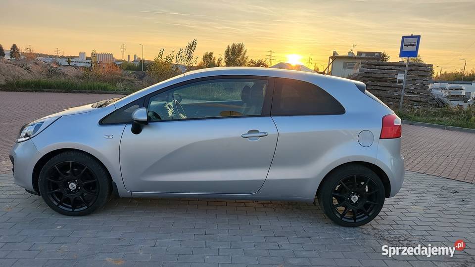 Kia Rio III 3 lift coupe led przebieg 98 duza komputer pokładowy Włocławek sprzedam