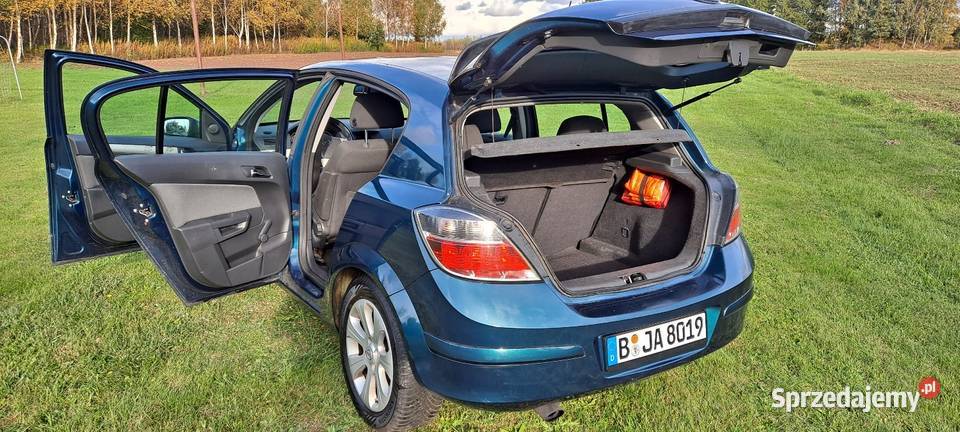 Opel Astra H 16 16V benzyna wspomaganie kierownicy Samochody osobowe Braniewo sprzedam