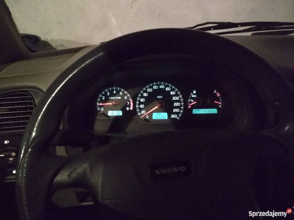 Volvo v40 20t 2002 r radio Sobole