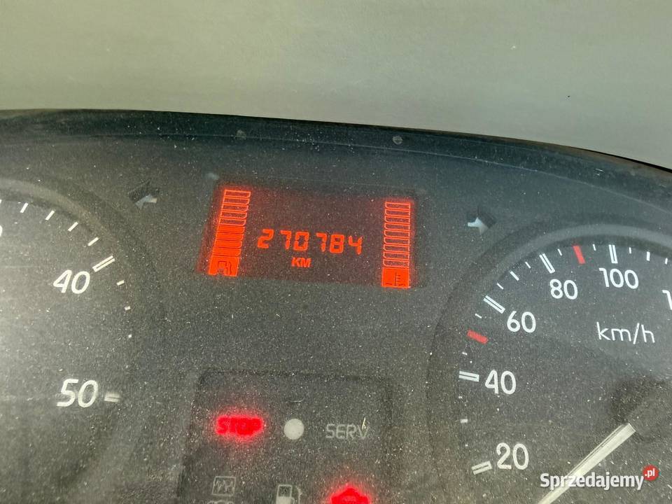Renault Master 25 dCi skrzynia z 2005 r diesel Łomazy