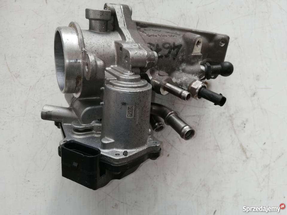 Przepustnica Audi 20 TDI 04L128063F Części samochodowe Suchedniów