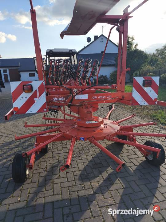 Zagrabiarka Zgrabiarka Kuhn lubelskie Fiukówka