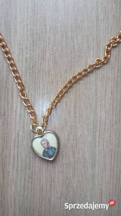 Medalik z Matką boską