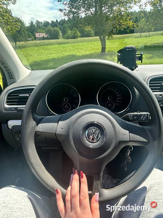 Sprzedam Golfa VI benzyna 16 MPI Kierlikówka