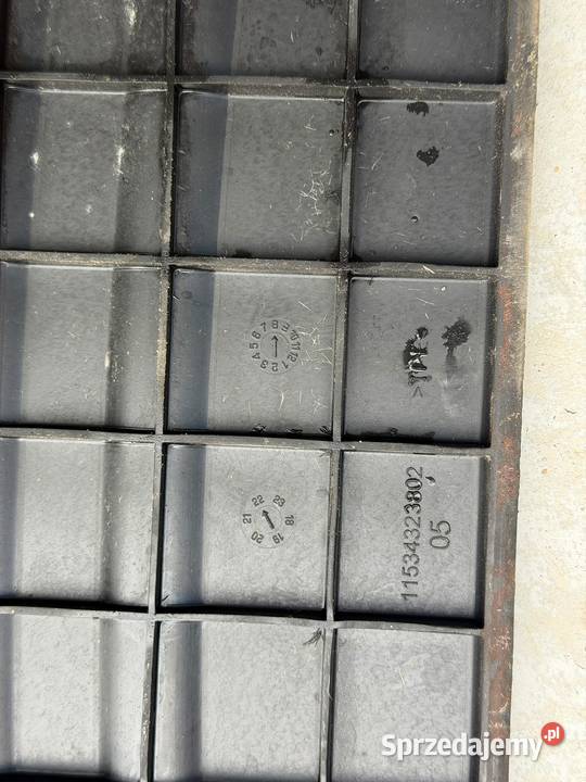 Mata gumowa podłogowa LINDE D10FP 2022r Pozostałe Antonie sprzedam