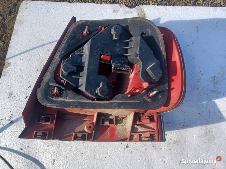 Lampa Lewy Tył Audi A4 B5 Sedan osobowe Pogorzelec