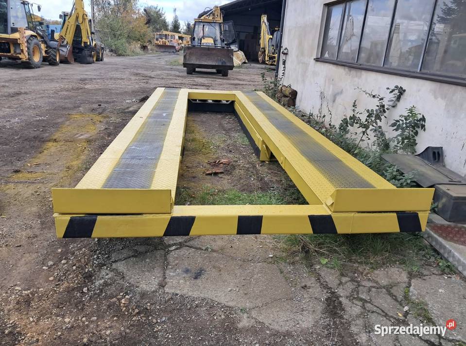 Podnośnik najazdowy hydrauliczny do podnoszenia Gotkowice