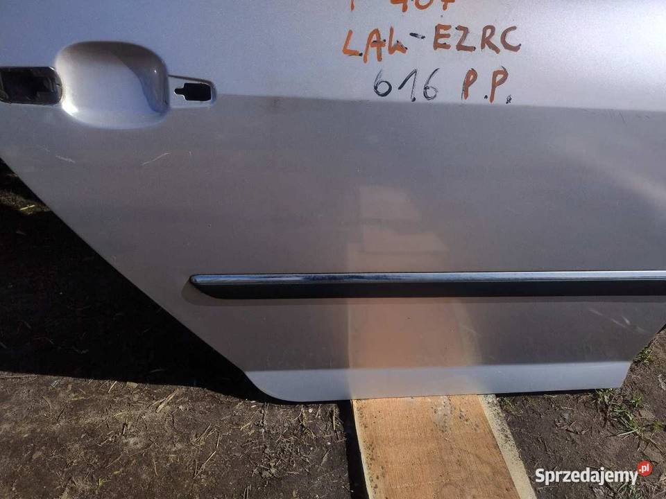 DRZWI PRAWY TYŁ EZRC PEUGEOT 407 wielkopolskie