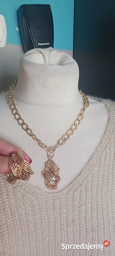 Komplet biżuterii w kolorze złota Ostrowąs