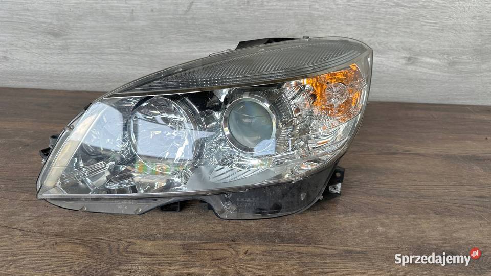 MERCEDES CKLASA W204 LAMPA PRZÓD PRZEDNIA LEWA osobowe lubuskie Gorzów Wielkopolski