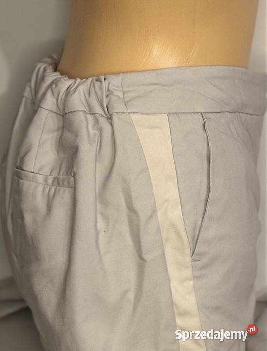 Spodnie Reserved z elastycznym pasem jasnoszare Pruszków