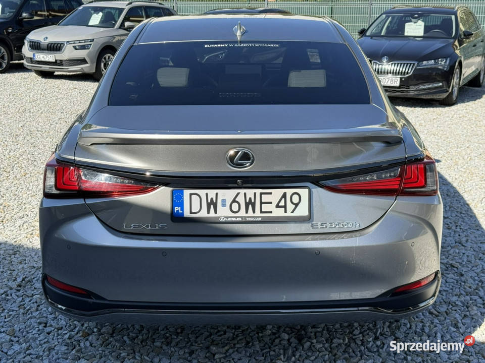 Lexus ES300 300h 16V Hybrid eCVT F Sport lakier metallic Wrocław sprzedam