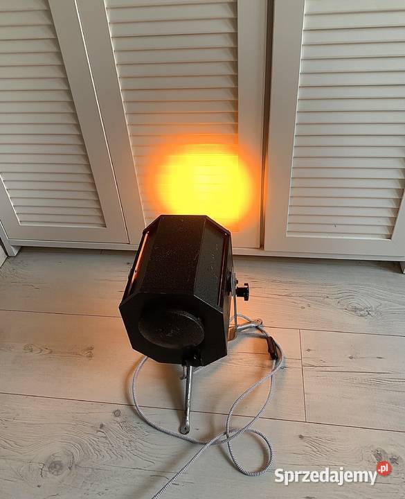 Lampa teatralna z PRLu Loft