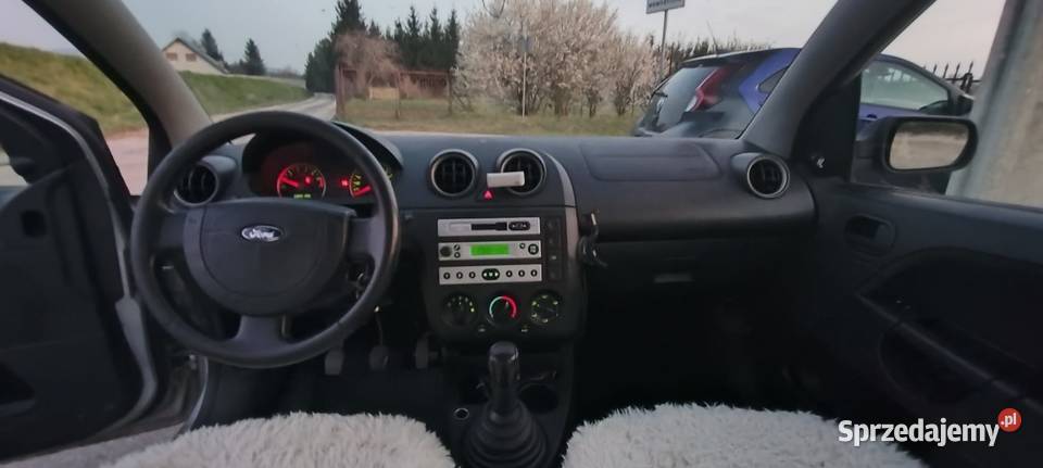 Sprzedam forda fiestę Świdnica