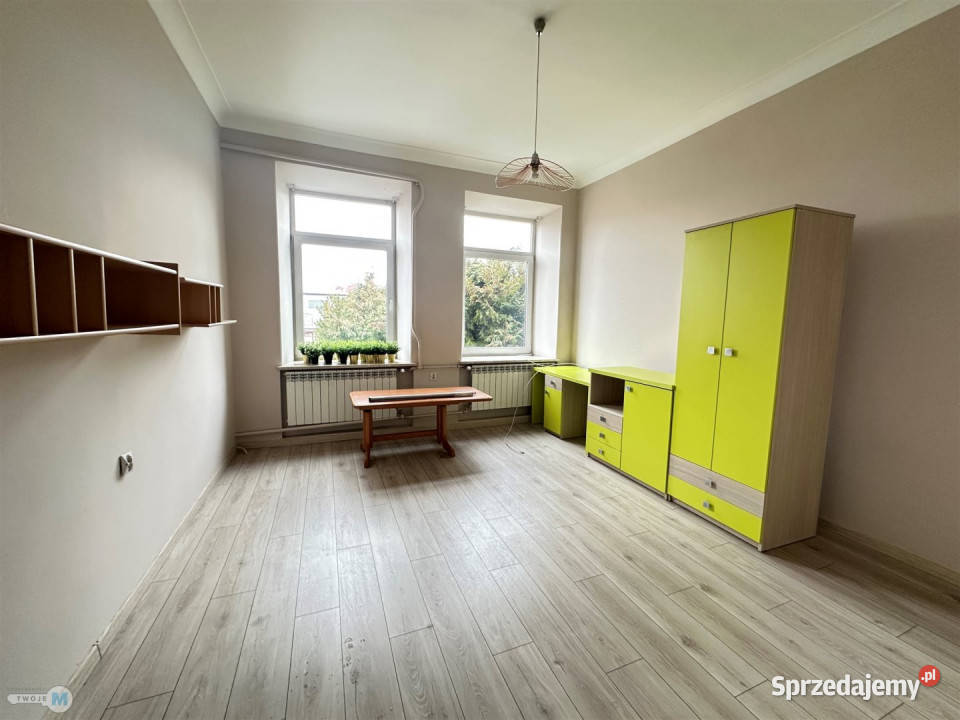 Lokal na sprzedaż BuskoZdrój 353m2 5099zł/m2 Busko-Zdrój