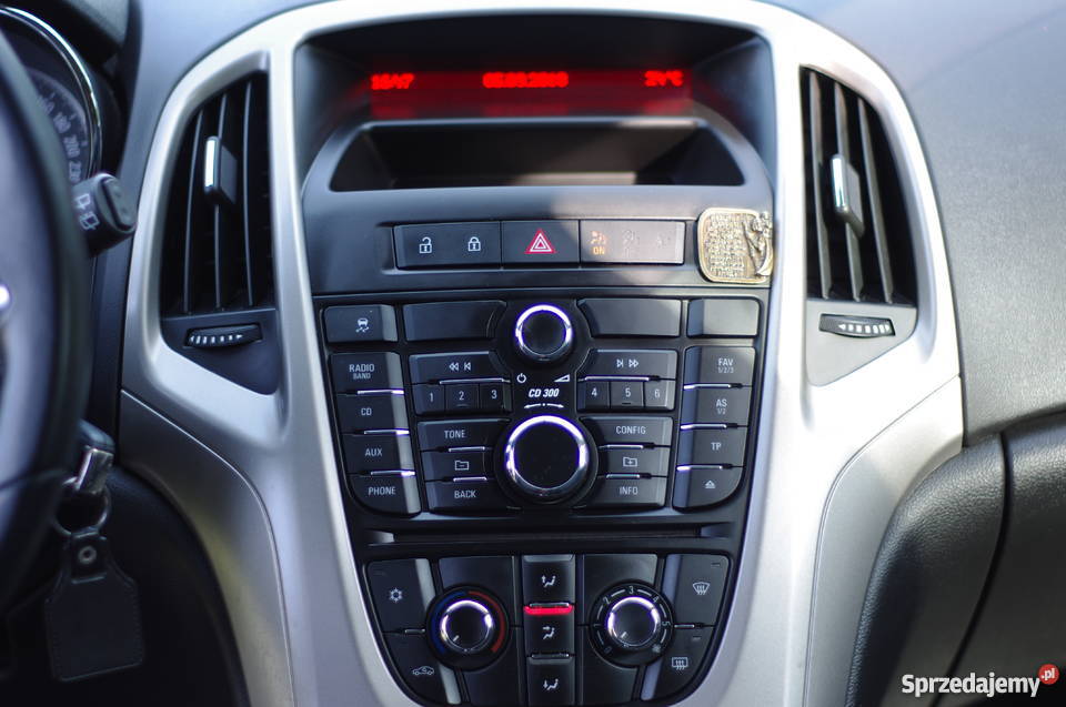 Opel Astra J 2011 14 101 przebieg 59700 isofix wielkopolskie Ostrów Wielkopolski sprzedam