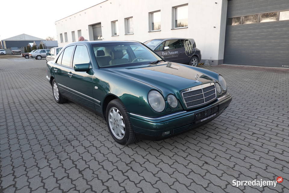 Mercedes E 300 TurboDiesel W210 Elegance z Zgierz