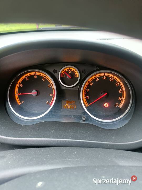 Corsa D manualna