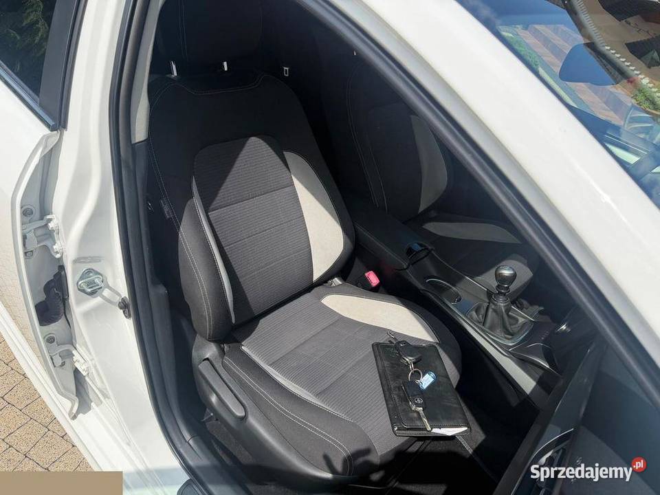 Toyota Avensis 20 D4D Active Business 143 2016r sprzedam
