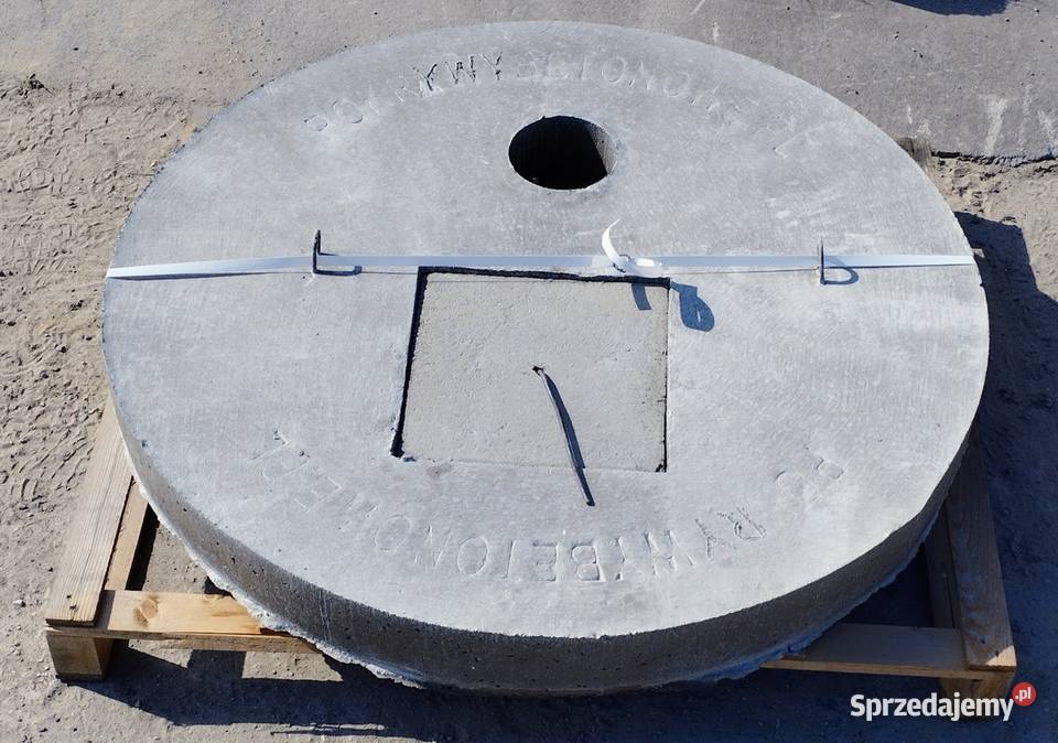 Pokrywa betonowa 120 otwór na pompę i abisynke Parszów
