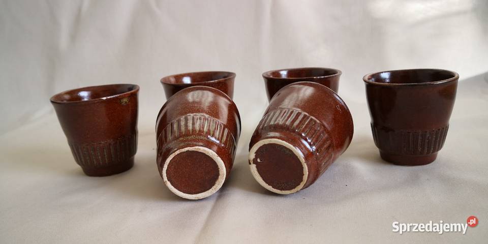 Kubeczki z brązowej ceramiki z czasów PRL u Antyki, Sztuka, Kolekcje Bydgoszcz