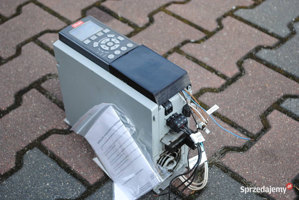 Falownik 11kw Danfoss VLT typ FC302P1K1T5E20H1 Biznes i Przemysł