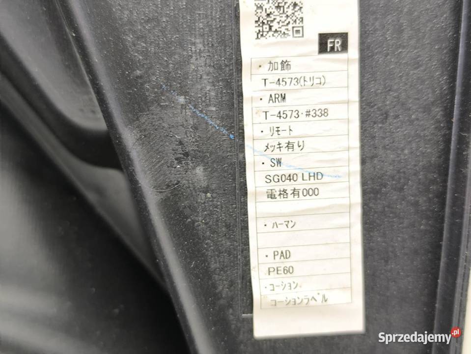 BOCZEK TAPICERKA DRZWI PRAWY PRZÓD SUBARU