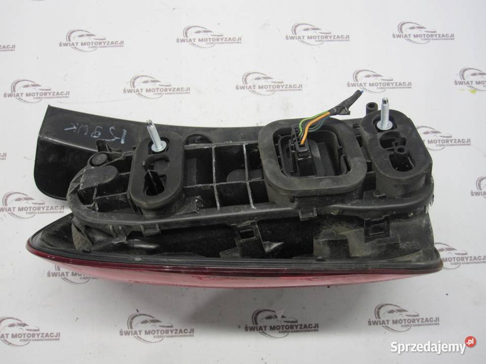 DACIA DUSTER I 13r lampa prawy tył sprzedam