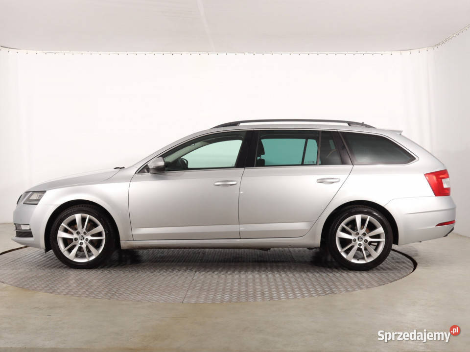 Skoda Octavia 15 TSI centralny zamek Katowice sprzedam