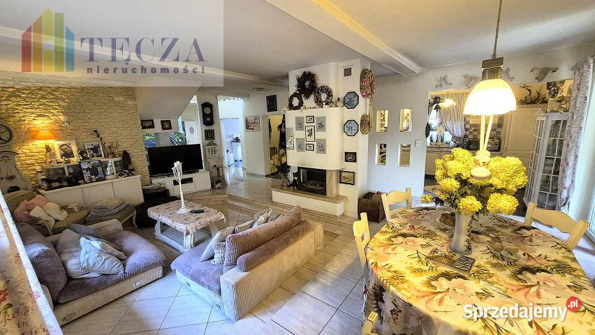 Dom wolnostojący 320m2 Warszawa asfalt