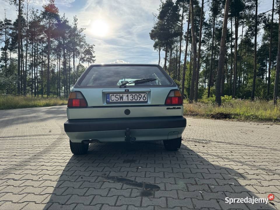 VW Golf II 16 B remoncie lakierniczym Golf Świecie
