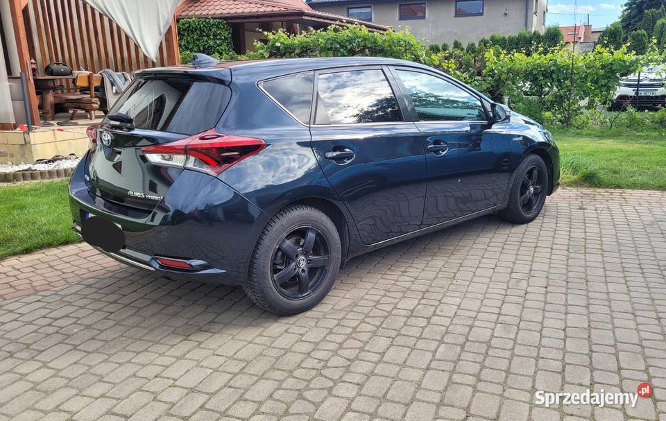 18 hybryda 75000 2016r 85000km Auris Warszawa