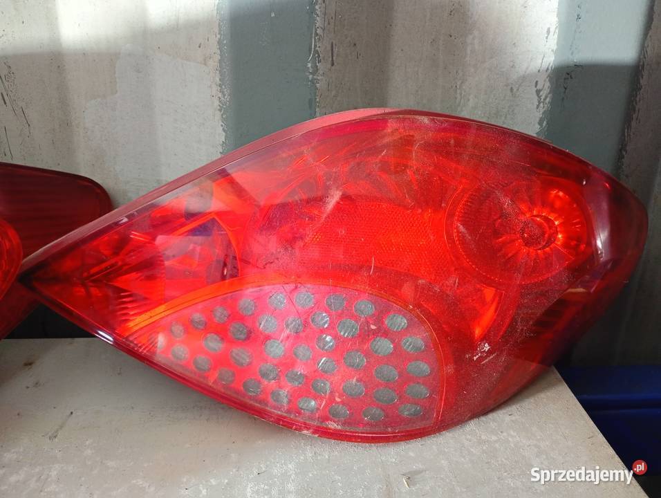 Peugeot 207 HB Lampa Tylna Lewa Prawa Tył Lewy osobowe Lampy tylne Liniewo