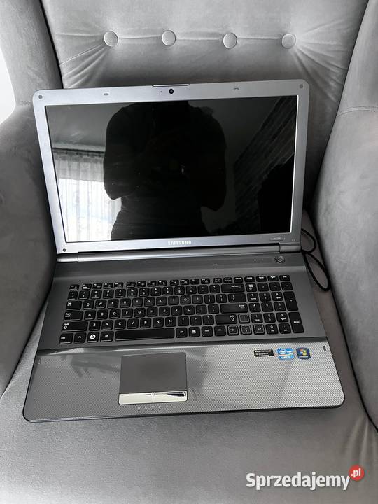 Laptop samsung NPRc 720 17 Morąg