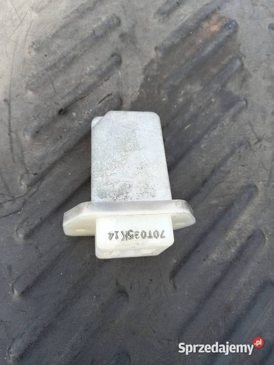 Rezystor opornik dmuchawy nissan primera P12 Szczecin