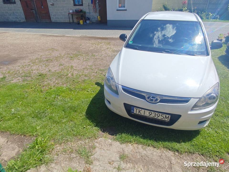 Sprzedam samochód osobowy Bieliny