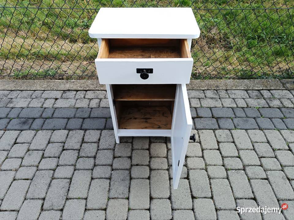 NAKASLIK biały SZAFKA drewniana stara 50x30 wys Brzostek