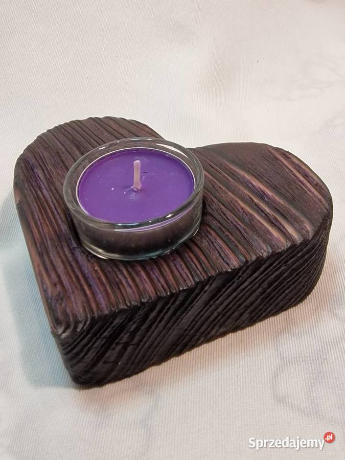 Świecznik drewniany serce śliwkowy na tealight
